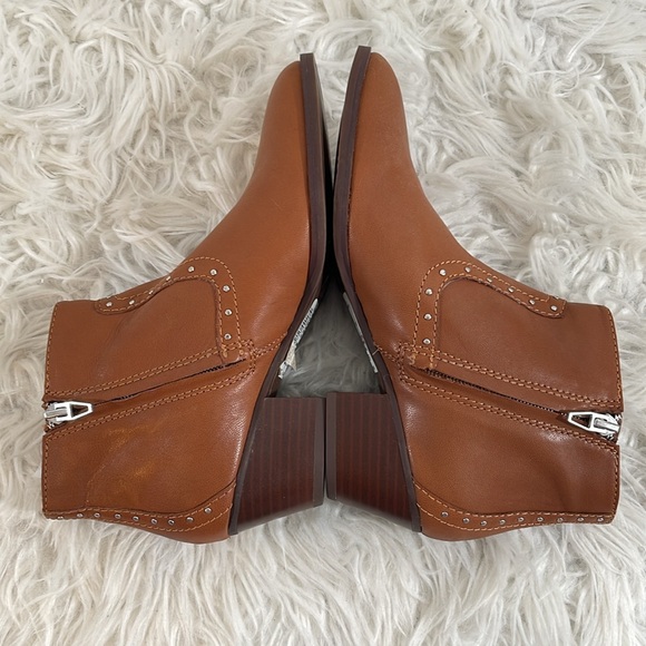 DOLCE VITA Tobin Studded Leather Bootie Brown Side Zip Size 6 NEW - Picture 8 of 16